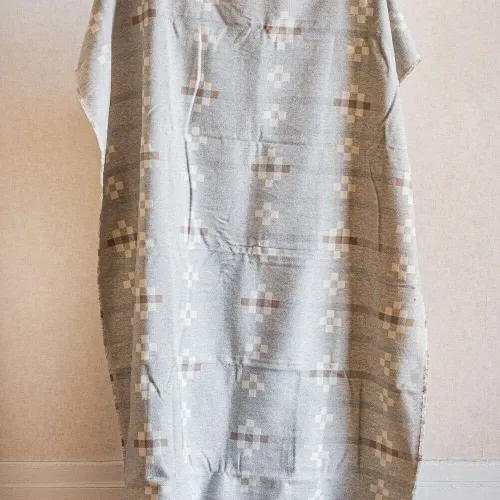 MANTA AUSTRIACA - AMBER GREIGE en Beige - Textiles, Uruguay | La Iberica