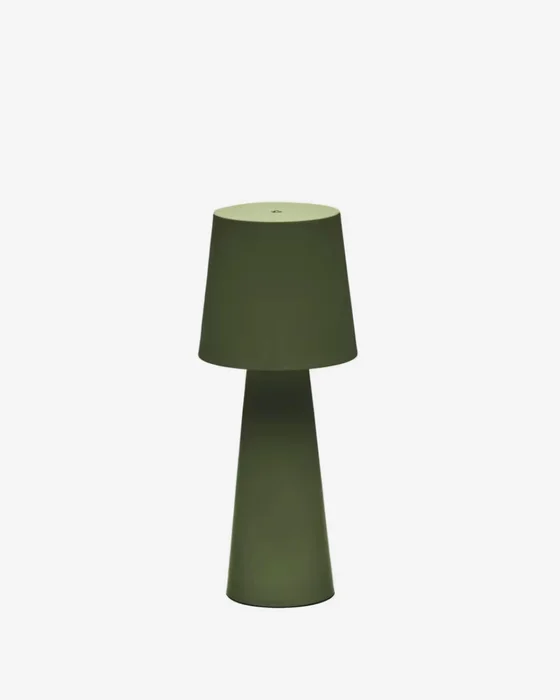 Lámpara de mesa Arenys - grande de exterior de metal con acabado pintado verde en Verde - Muebles para el exterior, Uruguay | Kavehome
