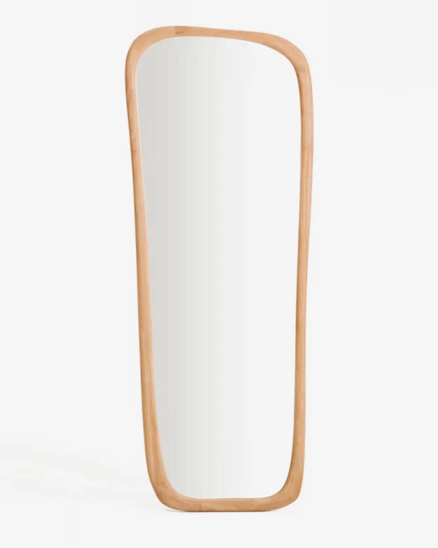 Espejo Alura de madera de teca - 158 x 61 cm FSC en Marrón - Espejos, Uruguay | Kavehome, vista 8