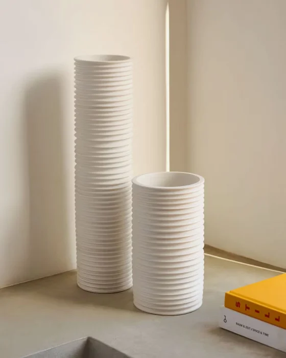 Jarrón Sibone de cerámica blanco - 11 cm en Blanco - Jarrones, Uruguay | Kavehome, vista 2