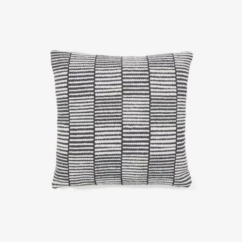 Almohadón Levu 100% algodón a rayas negro y blanco 45 x 45 cm en Multicolor - Textiles, Uruguay | Kavehome