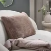 Almohadón VINTEREIK 35x50 marrón en Marrón - Textiles, Uruguay | JYSK, vista 3 de 3