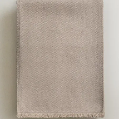 MANTA MULTIUSOS LISA en Beige - Textiles, Uruguay | Zara Home