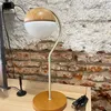 Lampara de Mesa Sintonia Champagne - Lámparas de mesa, Uruguay | Berna home, vista 3 de 6
