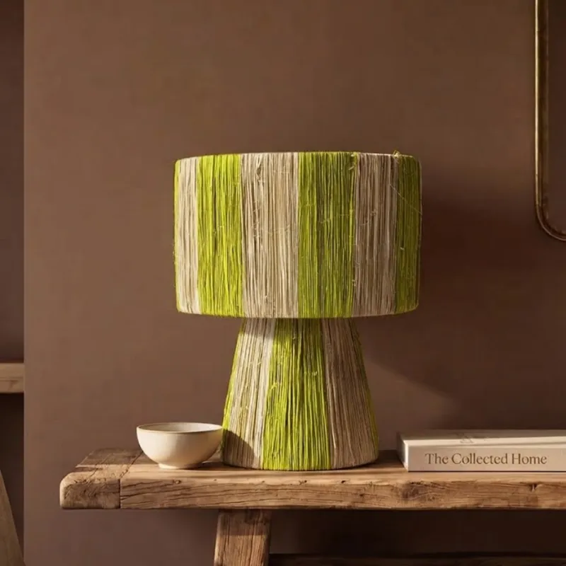 Lámpara de Mesa Noble en Multicolor - Lámparas de mesa, Uruguay | Casakos