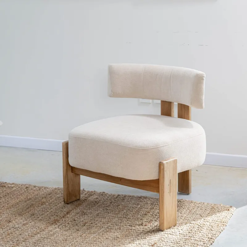 Butaca en madera teca y pana lisa en Beige - Butacas, banquetas y puffs, Uruguay | Entrecasa