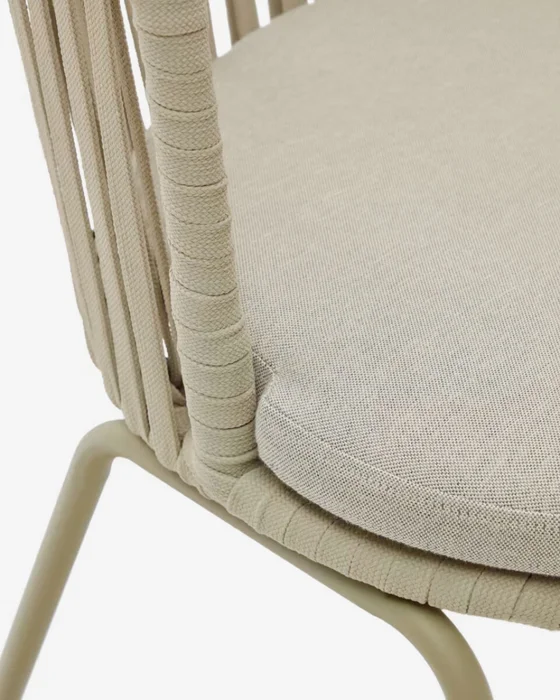 Silla exterior Saconca de cuerda y acero con acabado pintado - beige en Beige - Sillas, Uruguay | Kavehome, vista 6