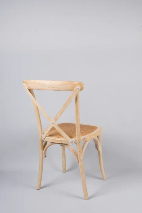 Silla Cross Blanca en Madera natural - Sillas, Uruguay | Victoriana, vista 2
