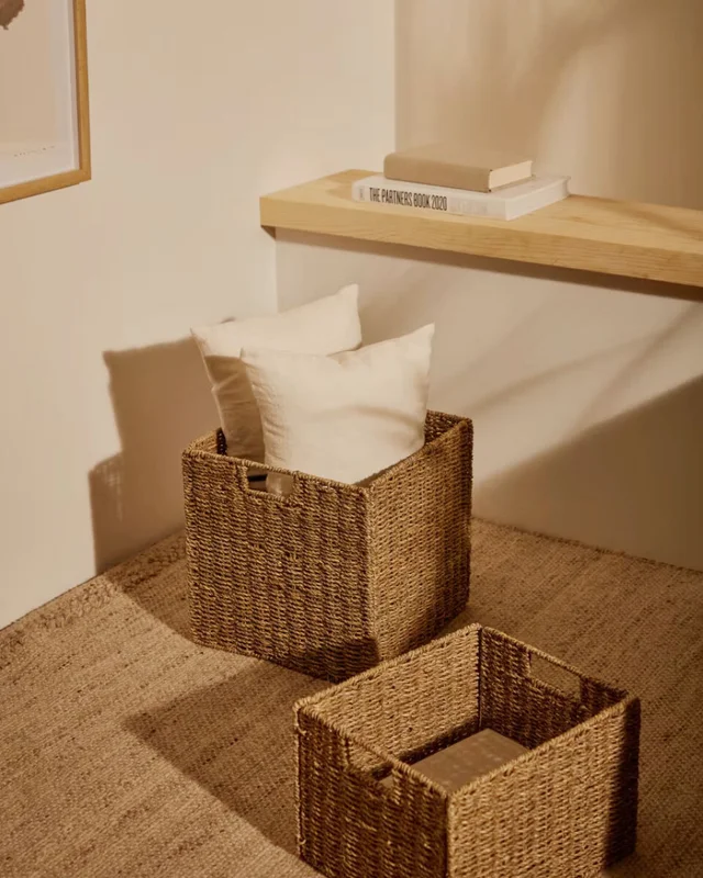 Caja plegable Tossa de fibras naturales 32 x 33 cm en Madera natural - Canastos, Uruguay | Kavehome, vista 3
