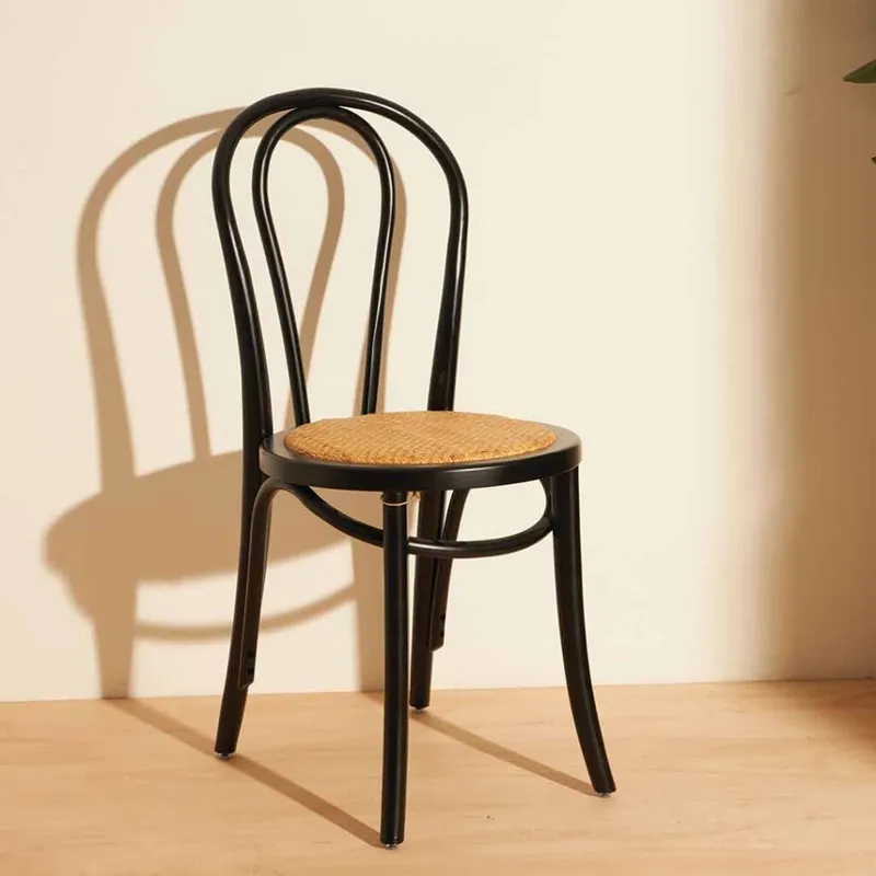 Silla René en Negro - Sillas, Uruguay | Walnut