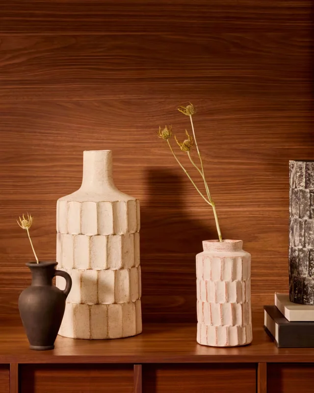 Jarrón Arisa de papel maché blanco - 22 cm en Blanco - Jarrones, Uruguay | Kavehome, vista 4
