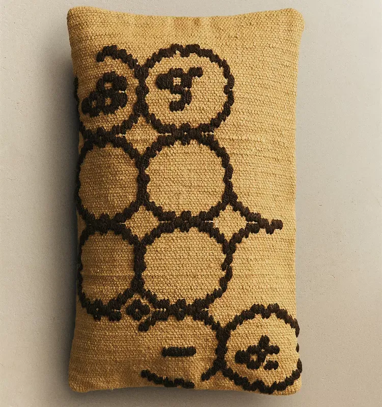 FUNDA COJÍN KILIM en Multicolor - Textiles, Uruguay | Zara Home