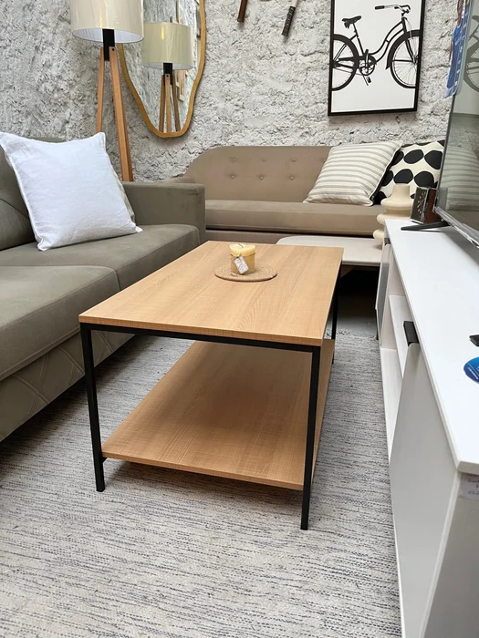 Mesa de Centro Ratona Rectangular Tapa Doble (Marrón Claro y Hierro Negro) en Madera natural - Mesas de living, Uruguay | Berna Home, vista 4