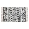 ALFOMBRA 50x80CM TRIANGULOS TRIBAL BLANCO Y NEGRO en Blanco - Textiles, Uruguay | Decohogar, vista 4 de 4