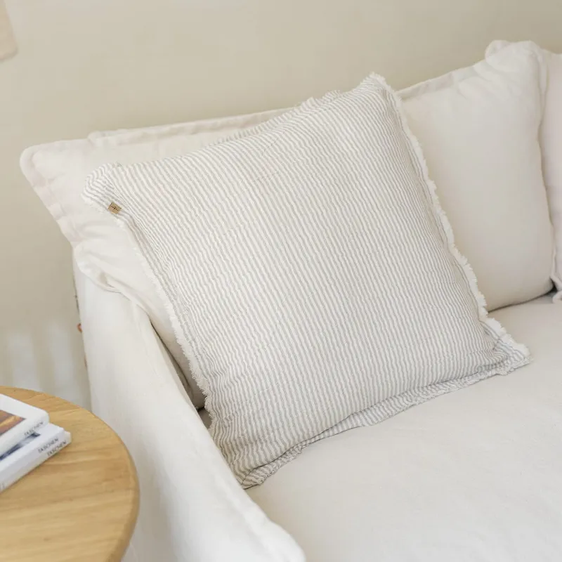 Almohadón Rayas Grey en Gris - Textiles, Uruguay | De Arcos