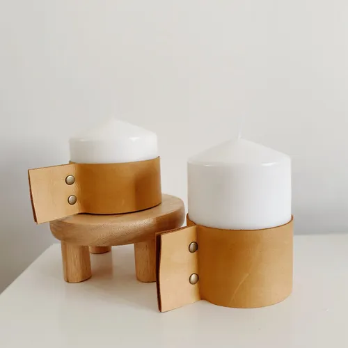 Velones calma con funda de cuero – Set x2 - Decoración, Uruguay | Dreams On Time