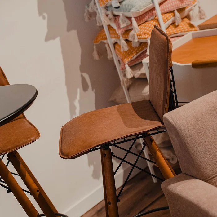 Butaca Gourmet - Línea París en Marrón - Sillones y sofás, Uruguay | Ecowood, vista 6