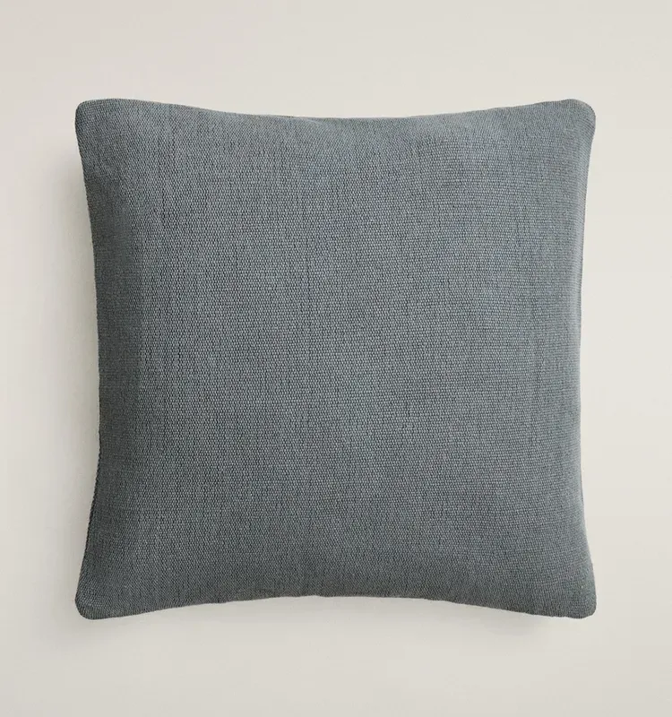 FUNDA COJÍN YUTE Y ALGODÓN en Azul - Textiles, Uruguay | Zara Home