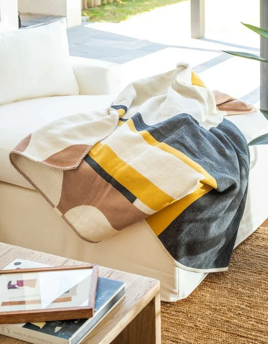 SILLON SOFIA RINCONERO - JEAN en Blanco - Sillones y sofás, Uruguay | La Iberica, vista 12
