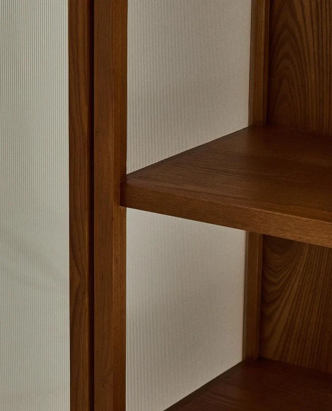 MUEBLE ALMACENAJE MADERA FRESNO PUERTAS VIDRIO en Marrón - Aparadores y recibidores, Uruguay | Zara Home, vista 5