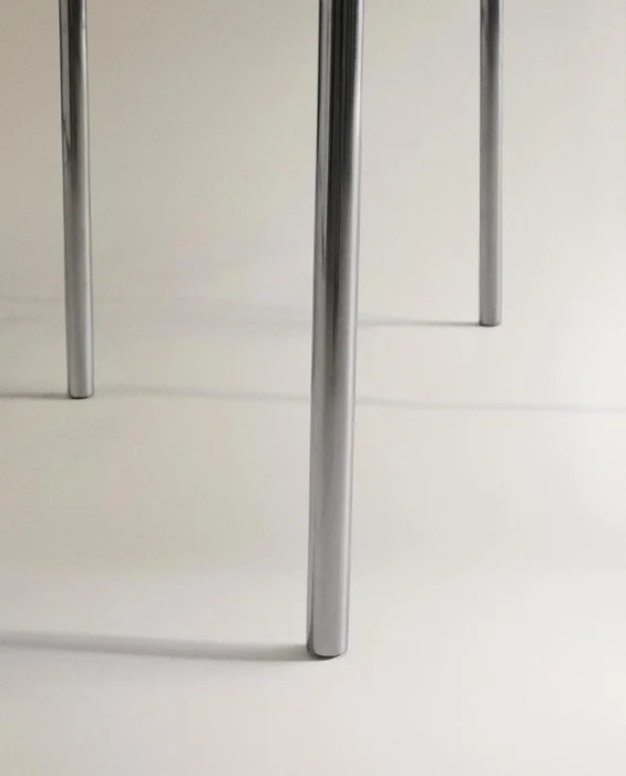 SILLA PIEL Y ACERO INOXIDABLE en Marrón - Sillas, Uruguay | Zara Home, vista 5