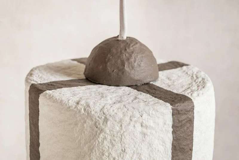 LAMPARA DE TECHO OLIVIA - PAPEL MACHE RAYAS en Blanco - Lámparas colgantes, Uruguay | La Iberica, vista 4