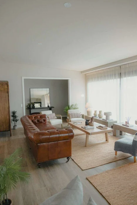 SILLON CHESTERFIELD - CUERO ITALIANO - XL en Marrón - Sillones y sofás, Uruguay | La Iberica, vista 41