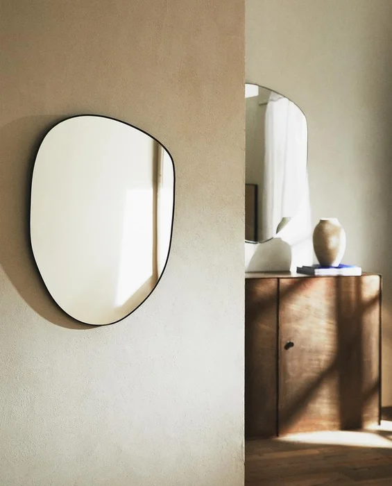 ESPEJO PARED IRREGULAR PEQUEÑO en Negro - Espejos, Uruguay | Zara Home
