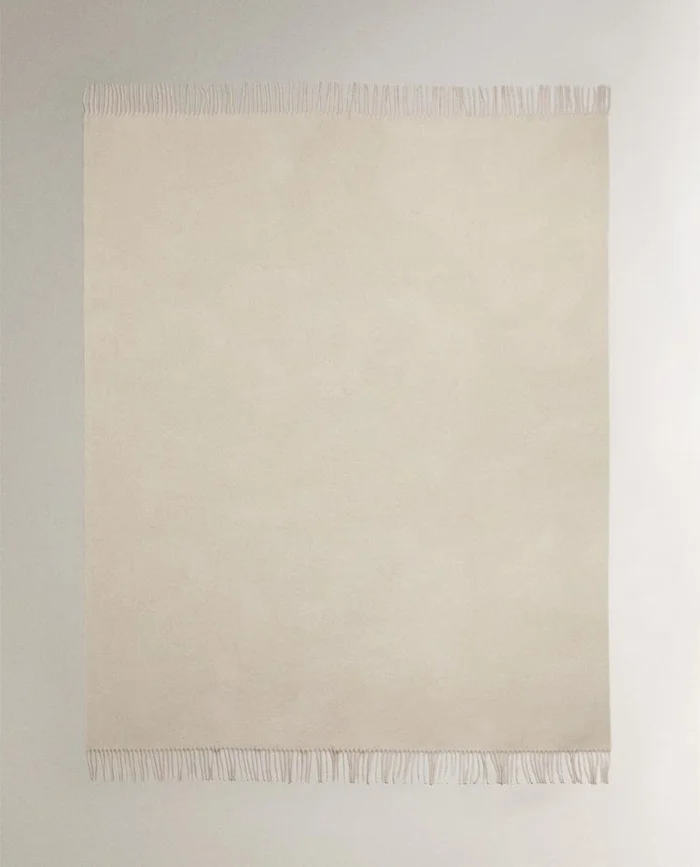 MANTA CASHMERE en Blanco - Textiles, Uruguay | Zara Home, vista 2