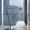 Kelvin Edge Titanium  en Plateado - Lámparas de mesa, Uruguay | Darko Lighting, vista 2 de 5