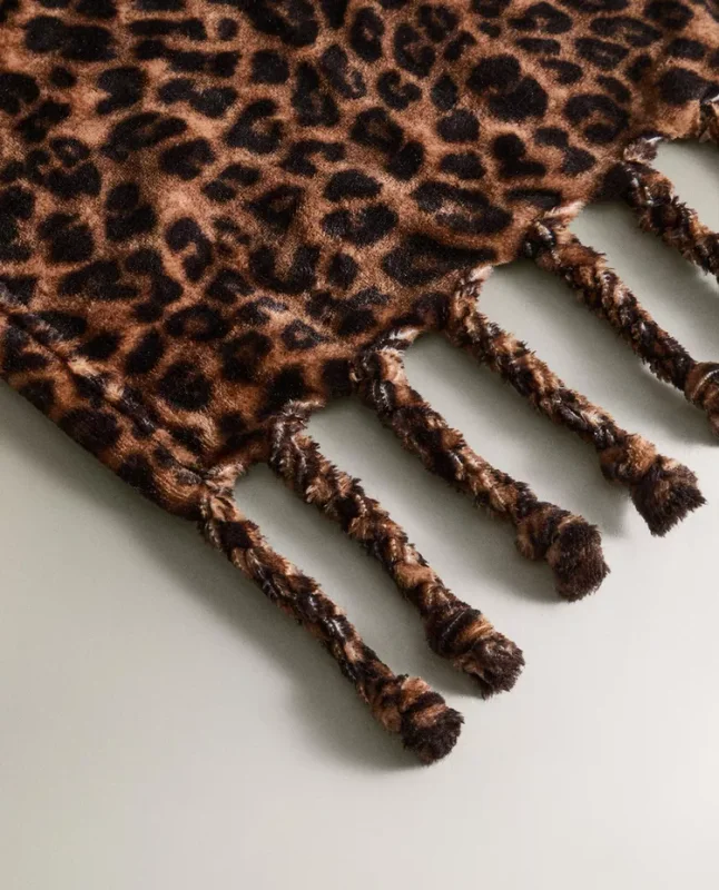 MANTA POLAR LEOPARDO en Multicolor - Textiles, Uruguay | Zara Home, vista 3