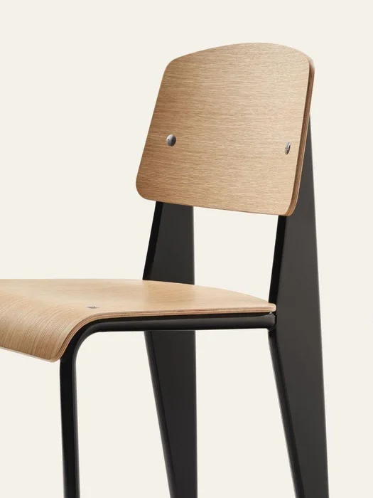 Silla Standard - Madera Natural y Hierro Negro en Madera natural - Sillas, Uruguay | Berna Home, vista 4