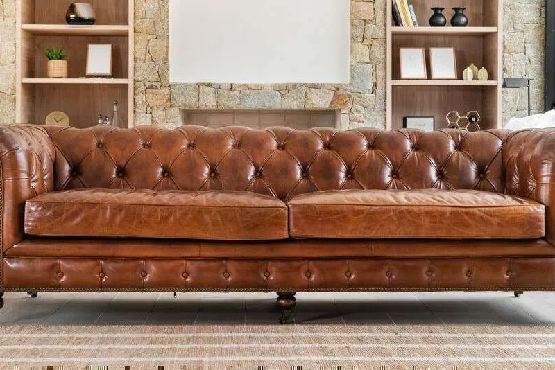SILLON CHESTERFIELD - CUERO ITALIANO - XL en Marrón - Sillones y sofás, Uruguay | La Iberica