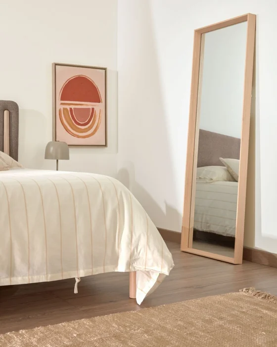 Espejo Nerina 52 x 152 cm con acabado natural en Madera natural - Espejos, Uruguay | Kavehome, vista 2