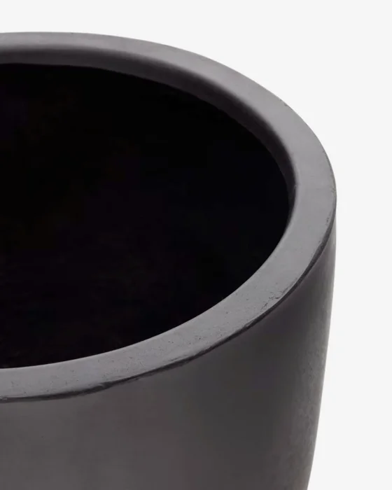 Macetero Aiguablava de cemento - negro Ø 56 cm en Negro - Muebles para el exterior, Uruguay | Kavehome, vista 3