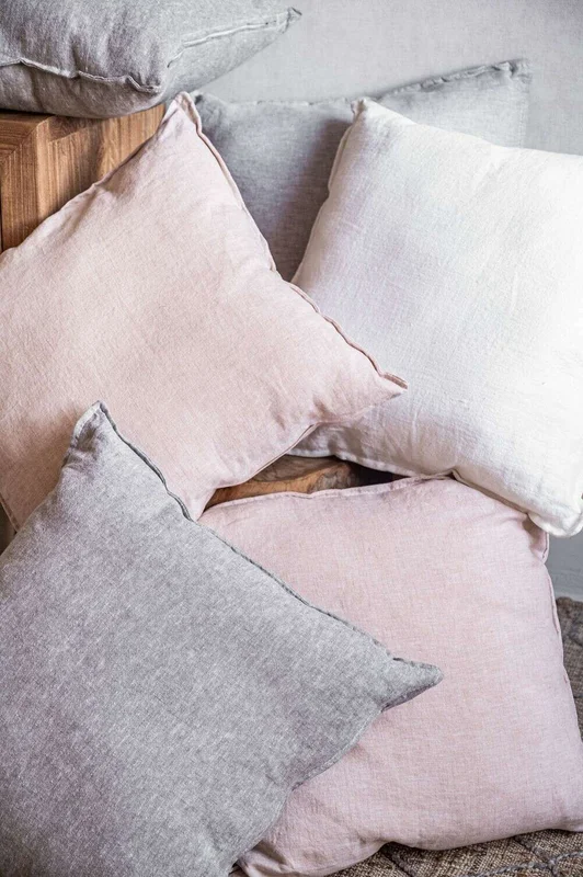 ALMOHADON PAZ - LINO GRIS CLARO - 55 X 55 en Gris - Textiles, Uruguay | La Iberica, vista 4
