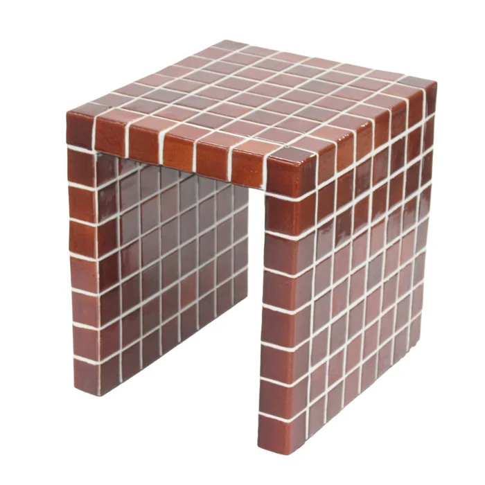 Mesa Lateral Ceramica Rojo Ilios Bordeaux en Rojo - Mesas de living, Uruguay | Divino, vista 2
