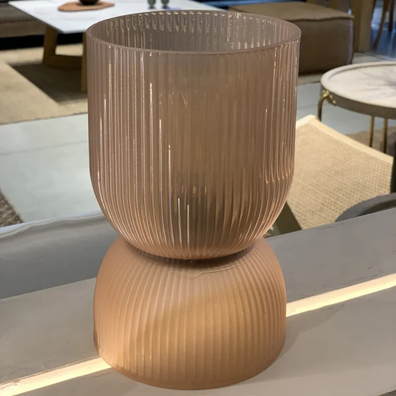 Lámpara De Mesa Led Abell Durazno12x19,5 en Rosa - Lámparas de mesa, Uruguay | Aihaus