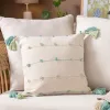 Funda de Almohadón Líneas Bordadas y Borlas - Textiles, Uruguay | Arredo, vista 1 de 4