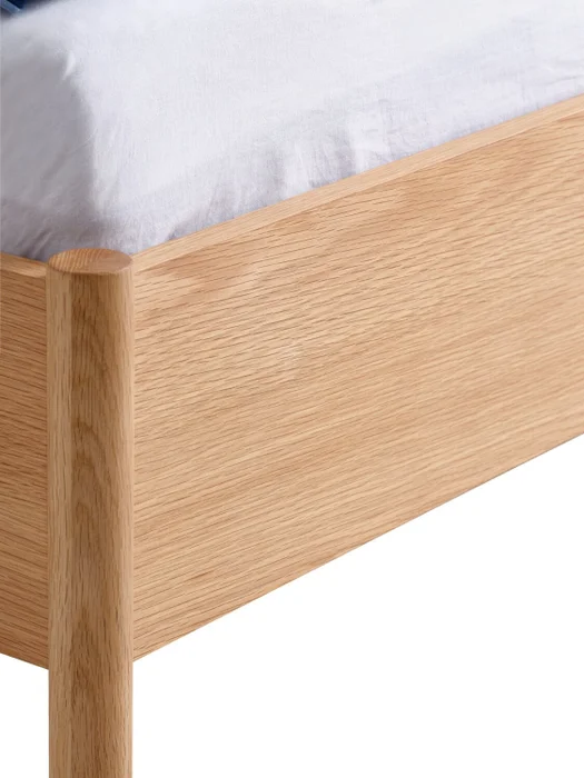 Estructura cama STUBBERUP Queen 160x200 roble en Madera natural - Dormitorio, Uruguay | JYSK, vista 3