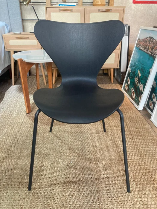 Silla Jacobsen Polipropileno y Metal - Negra en Negro - Sillas, Uruguay | Berna home, vista 3