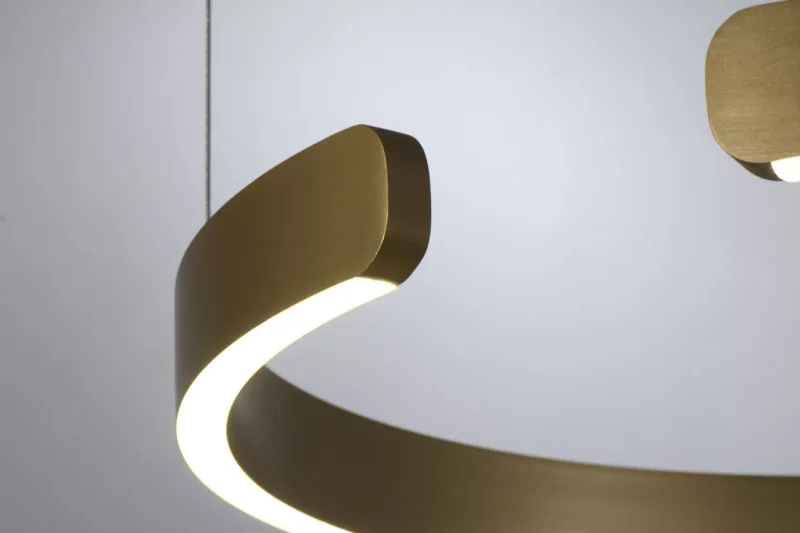 C470 - Bronce en Dorado - Lámparas colgantes, Uruguay | Unik, vista 10
