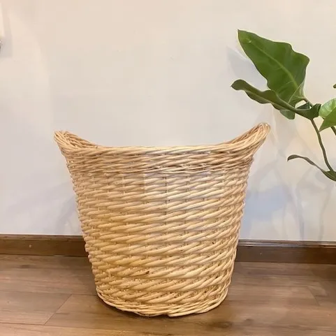 Canasto leñero de mimbre en Madera natural - Decoración, Uruguay | Decoramuss