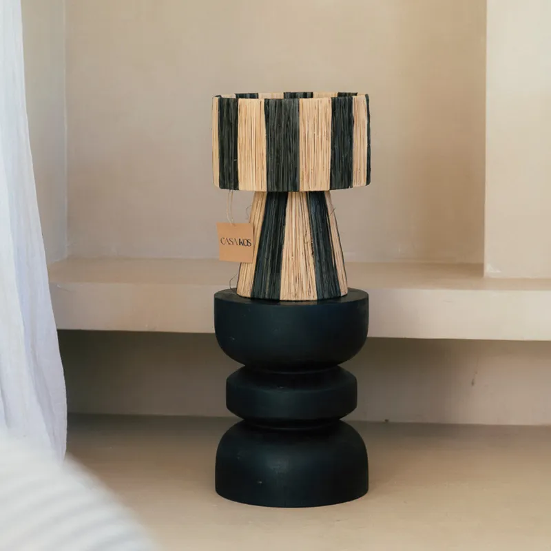 Lámpara de Mesa Tiva en Multicolor - Lámparas de mesa, Uruguay | Casakos