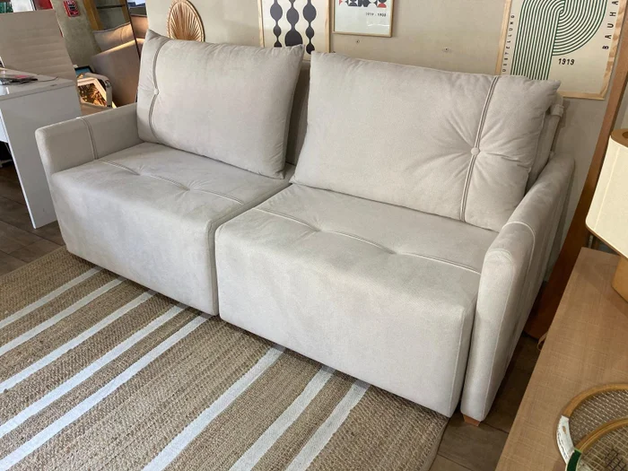 Sofá Cama Gramado 220cm – Beige Easy Clean en Beige - Sillones y sofás, Uruguay | Berna Home, vista 6