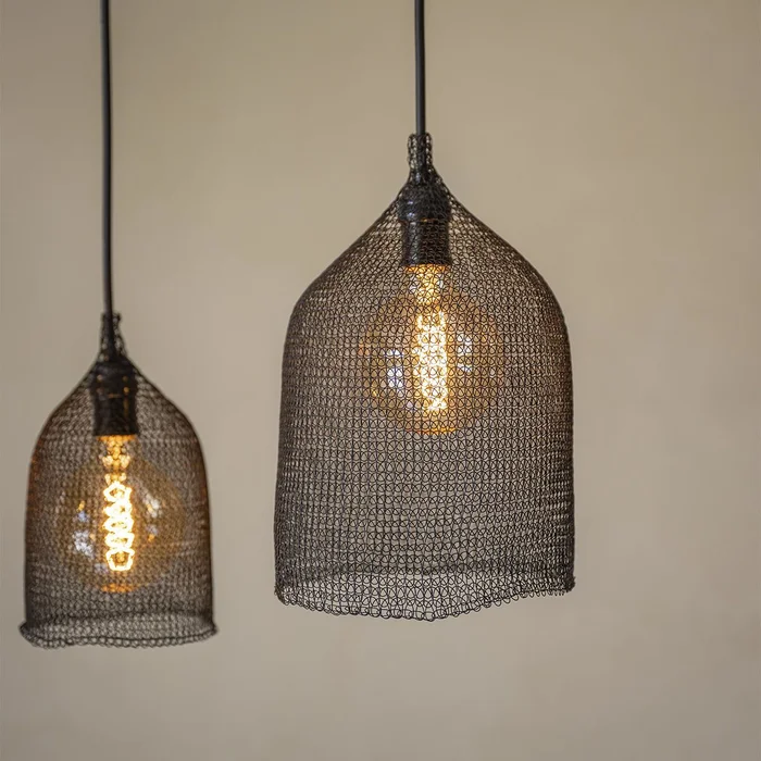 Lámpara de techo Millie Black M en Negro - Lámparas colgantes, Uruguay | De Arcos, vista 2