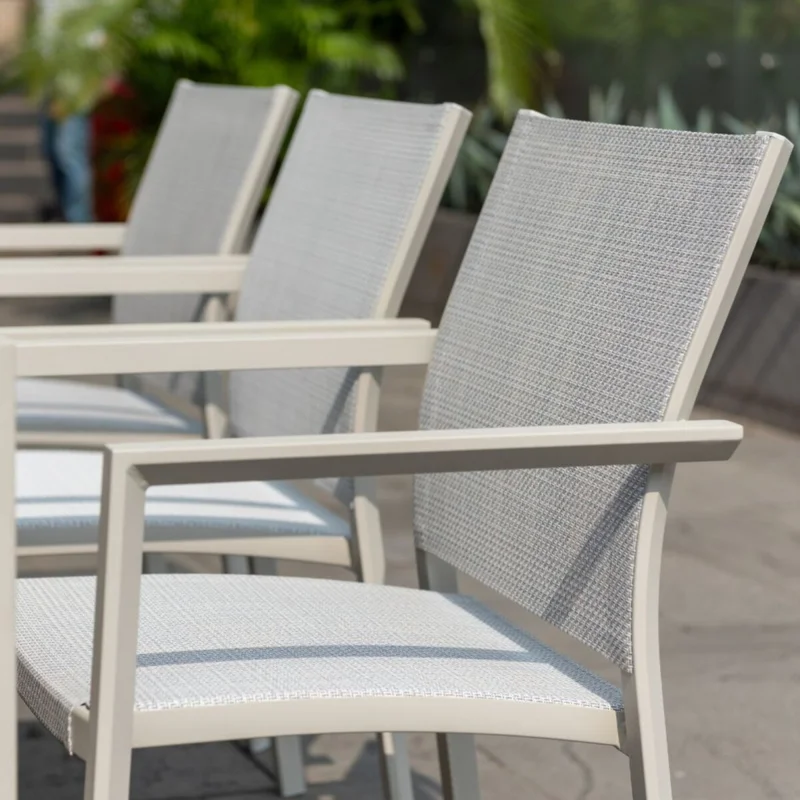 Silla De Jardín - Urbanite en Beige - Muebles para el exterior, Uruguay | Rústico Hogar, vista 3