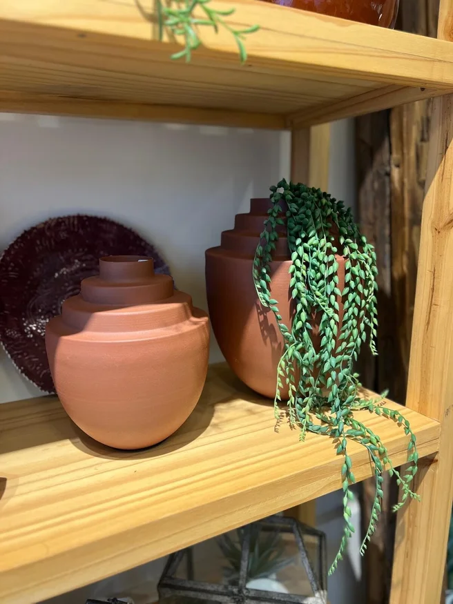 Florero metal ladrillo en Terracota - Muebles, Uruguay | FMB, vista 2