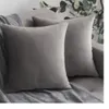 Almohadón Velvet Grey en Gris - Textiles, Uruguay | Finkel, vista 1 de 3