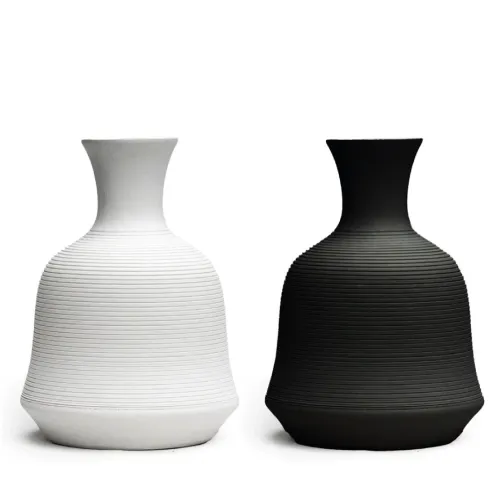 FLORERO CERAMICA D20x31CM BLANCO/NEGRO MATE en Blanco - Jarrones, Uruguay | Koz